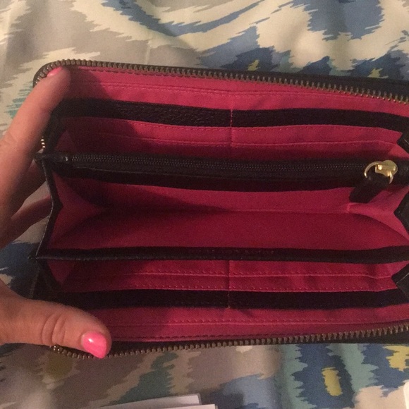 wallet - Picture 2 of 2